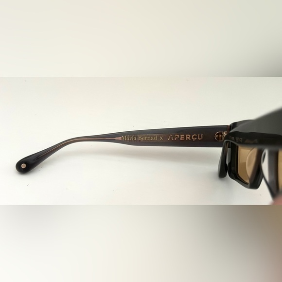 APERCU Eyewear Maria 2 Sunglasses in Amber black square Hollywood glam main image 14